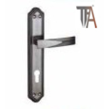 Classic Design for Iron-Aluminium Door Handle (TF 2552)